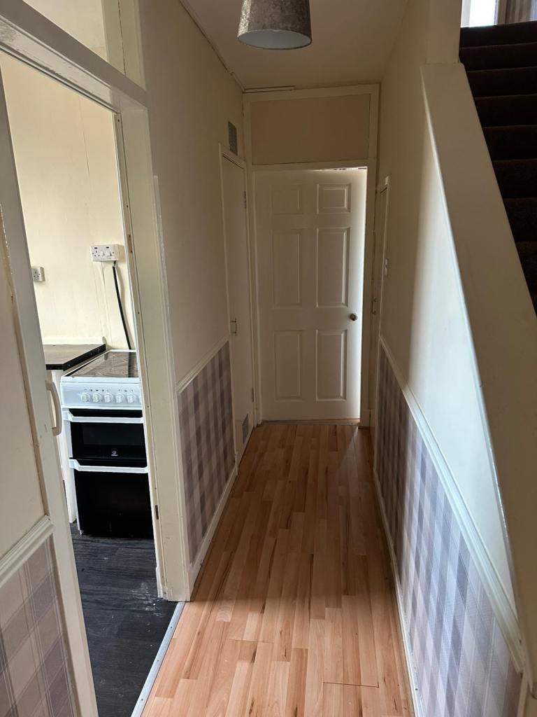 Modern 2 bedroom Maisonette flat near Ninewells hospital 