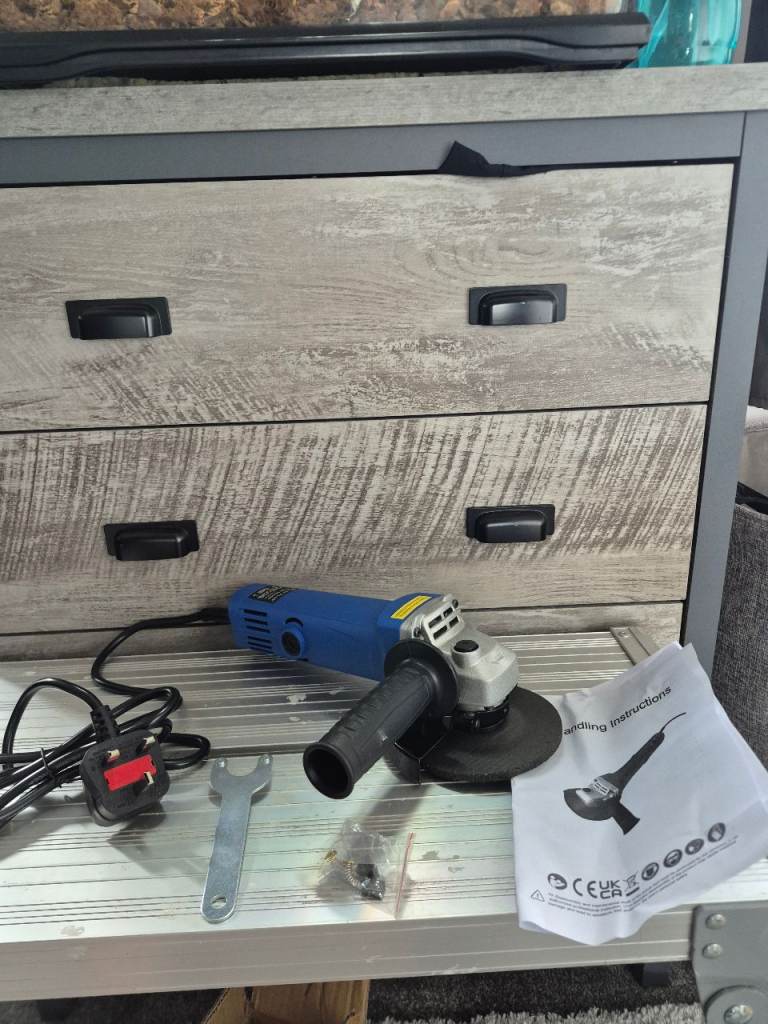 Angle Grinder – Blue, As Good As New