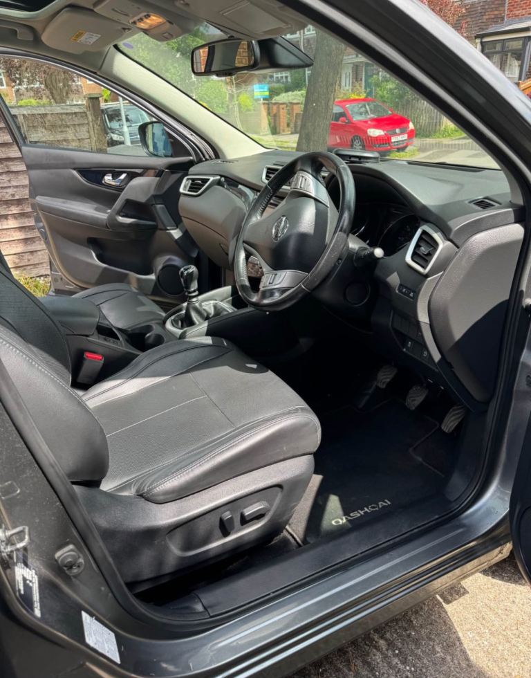 Nissan, QASHQAI, Hatchback, 2017, Manual, 1461 (cc), 5 doors