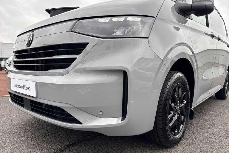 2025 Volkswagen Transporter 2.0 TDI 110 Commerce Pro Van-2 Seats Van DIESEL Manual