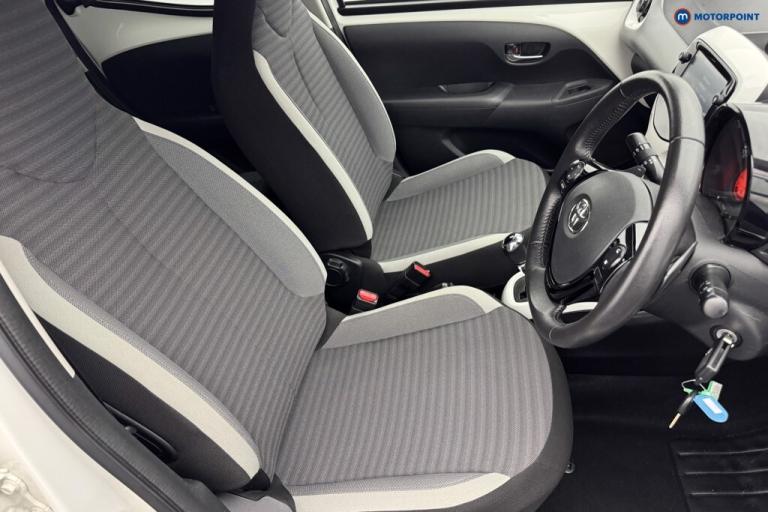 2019 Toyota AYGO 1.0 VVT-i X-Trend 5dr x-shift HATCHBACK PETROL Automatic