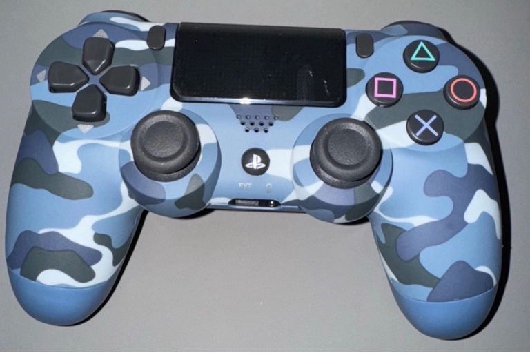 image for PS4 controller camouflage Good condition 