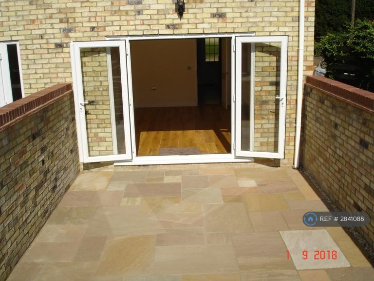 2 bedroom house in St. Peters Street, Duxford, Cambridge, CB22 (2 bed) (#2841088)