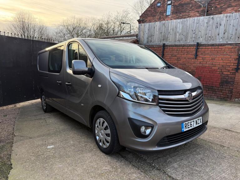 2018 Vauxhall Vivaro 1.6 CDTi 2900 BiTurbo ecoTEC Sportive Crew Van L2 H1 Euro 6 (s/s) 5dr (6 Se ...