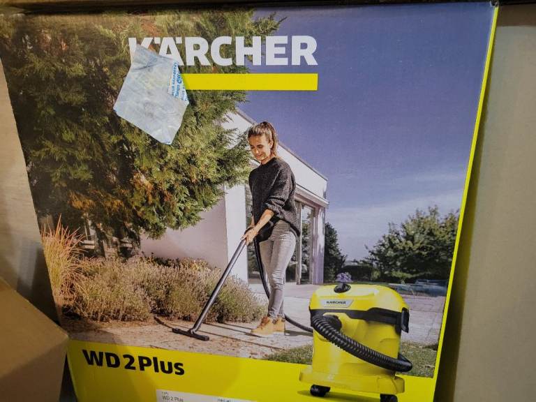 Brand new in box Kärcher Wet and Dry Vacuum Cleaner WD 2 Plus £68 RRP