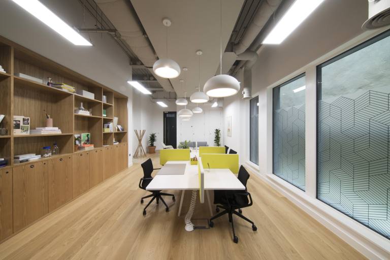 London - WC2N 4JS \ Coworking Space for Short- and Long-Term Use
