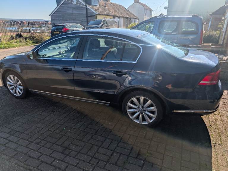 Volkswagen, PASSAT, Saloon, 2010, Semi-Auto, 1968 (cc), 4 doors