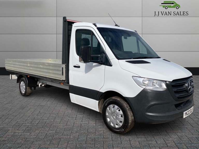 2022 Mercedes-Benz Sprinter 3.5t Progressive Chassis Cab CHASSIS CAB DIESEL Manual