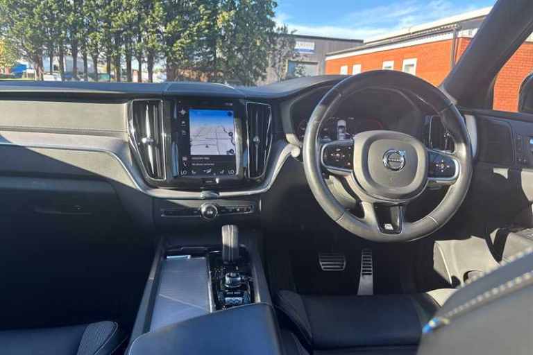 2020 Volvo XC60 2.0 T8 [390] Hybrid R DESIGN Pro 5dr AWD G tronic ESTATE PETROL/ELECTRIC Automatic