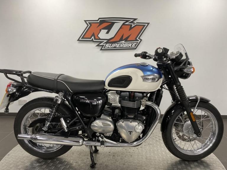 TRIUMPH BONNEVILLE T100, 2019/19, JUST 6,708 MILES WITH FSH