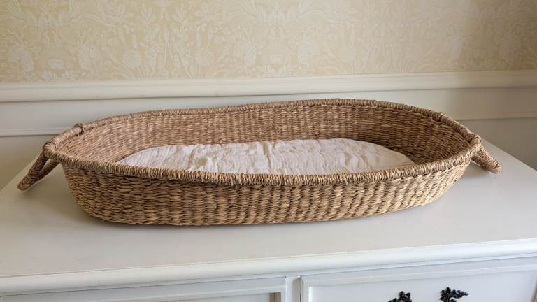 Woven Changing Basket with soft changing mat – Natural, Good Condition