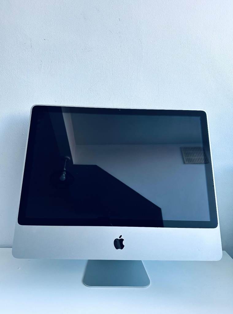 Apple iMac (Early 2009) 24" - Core 2 Duo 2.66 8 GB RAM GeForce 9400M