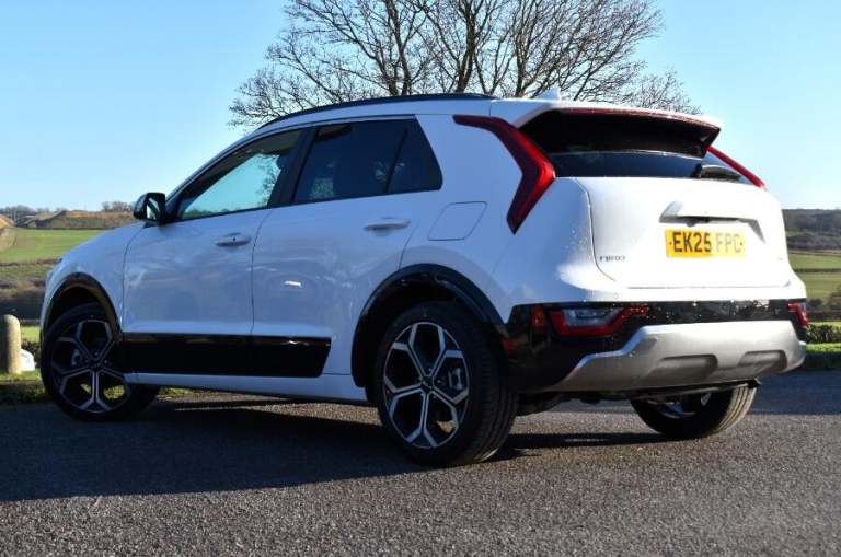 2025 Kia Niro 1.6 Hybrid 3 Suv 5dr Petrol Dct Euro 6 (s/s) (127 Bhp) ESTATE Petrol/Electric Hybri...