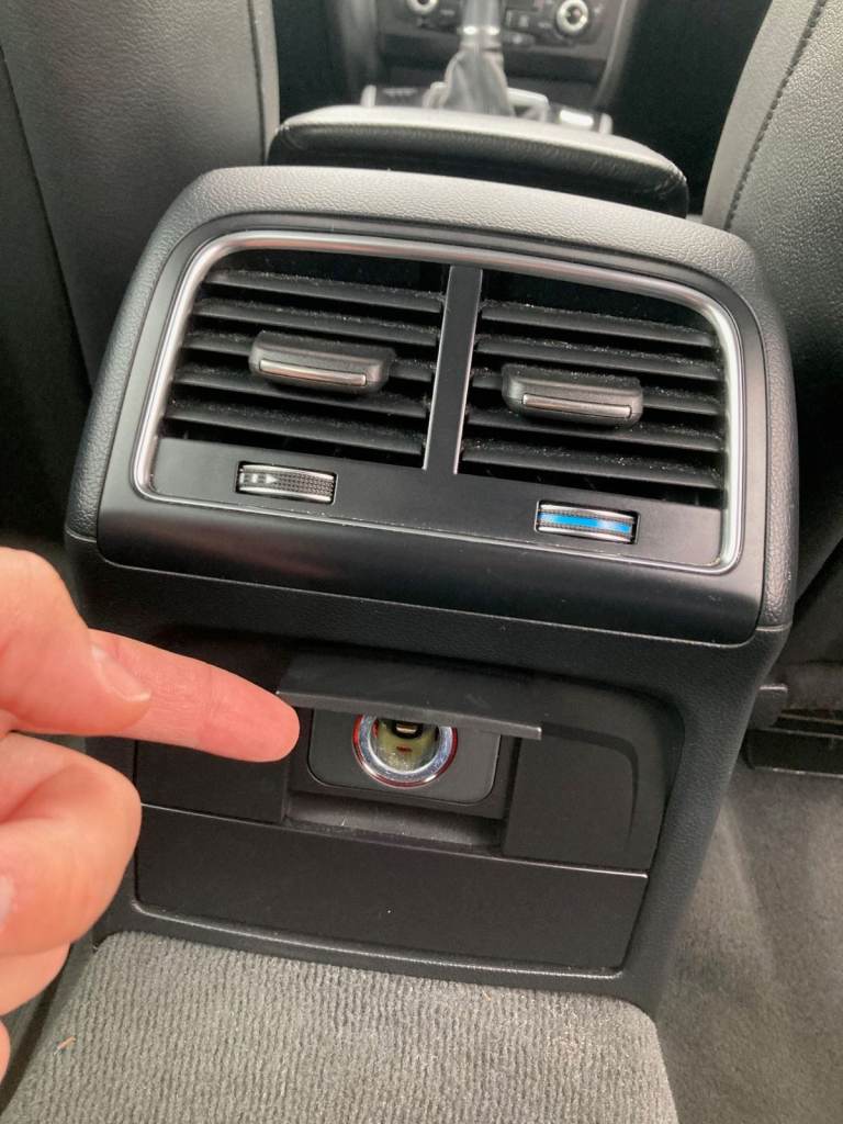 Audi, A4, Saloon, 2015, Manual, 1968 (cc), 4 doors