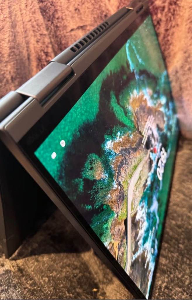 Lenovo laptop X1 Yoga Gen 7 *Touch Screen* i7-1260p 16gb mem, 512GB HD