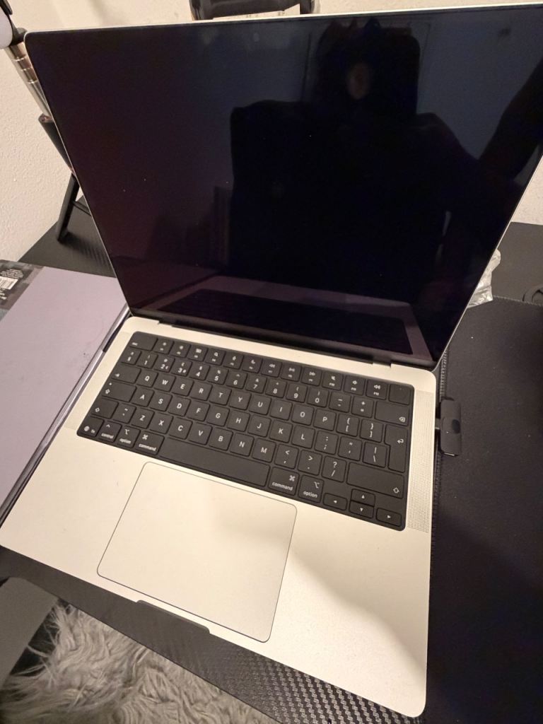 Macbook pro 2026 14” M5 chip