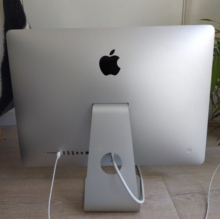 iMac 2012.  24gb ram 1TB ssd running mojave 