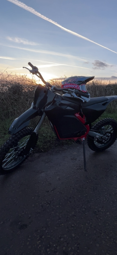 NEON THUNDER PRO 72V 5000W ELECTRIC  DIRT BIKE 19/16"
