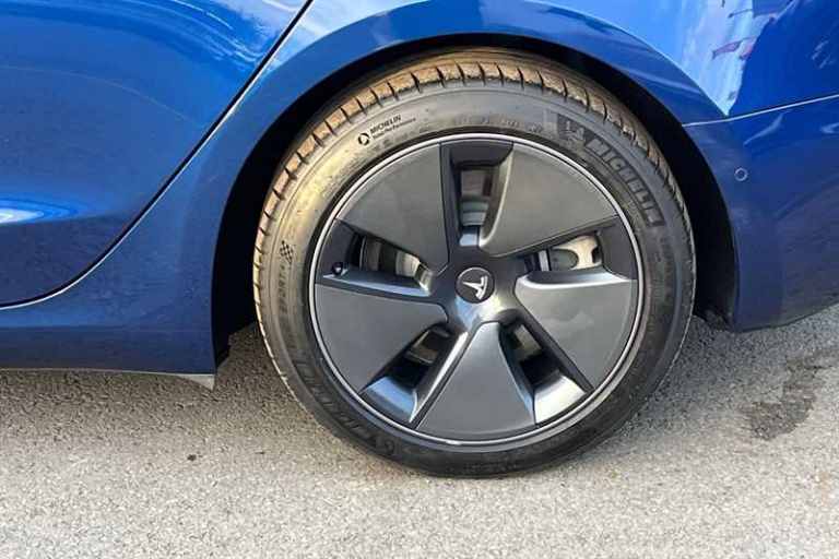 2021 Tesla Model 3 Long Range AWD 4dr Auto SALOON ELECTRIC Automatic