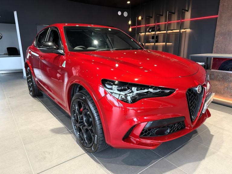 2025 Alfa Romeo Stelvio 2.9 V6 BiTurbo Quadrifoglio 5dr Auto Estate Petrol Automatic