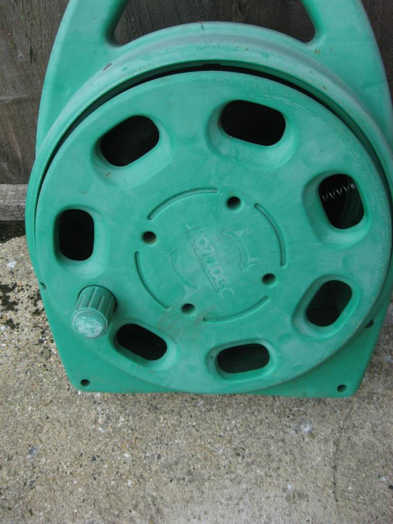 Hoselock green windup hose reel only (No Hose)