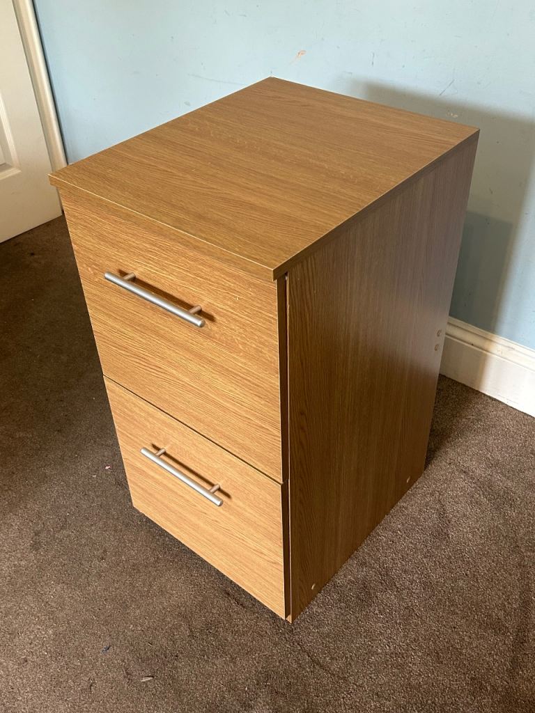 Light Oak Effect 2 Drawer Filing Cabinet  H29.75in/75.5cm W15.75in/40cm D19in/48.5cm  J261
