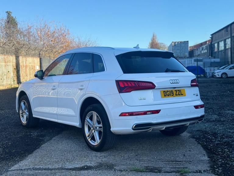 2019 Audi Q5 45 TFSI Quattro S Line 5dr S Tronic ESTATE PETROL Automatic