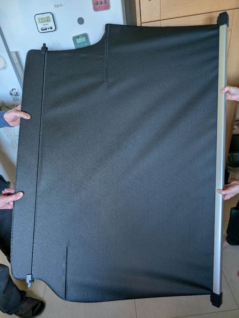 Genuine 2012-2022 MITSUBISHI OUTLANDER ROLLER PARCEL SHELF / LOAD COVER