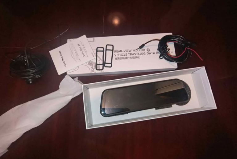4k mirror dashcam with rear camera 