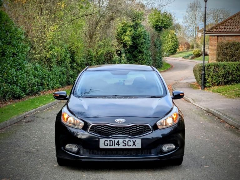 Kia, CEED, Hatchback, 2014, Semi-Auto, 1582 (cc), 5 doors