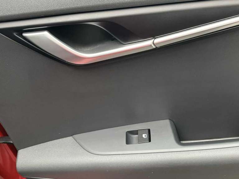 2024 Kia Niro 1.6 GDi 127 Hybrid 2 Nav 5dr DCT ESTATE PETROL/ELECTRIC Automatic