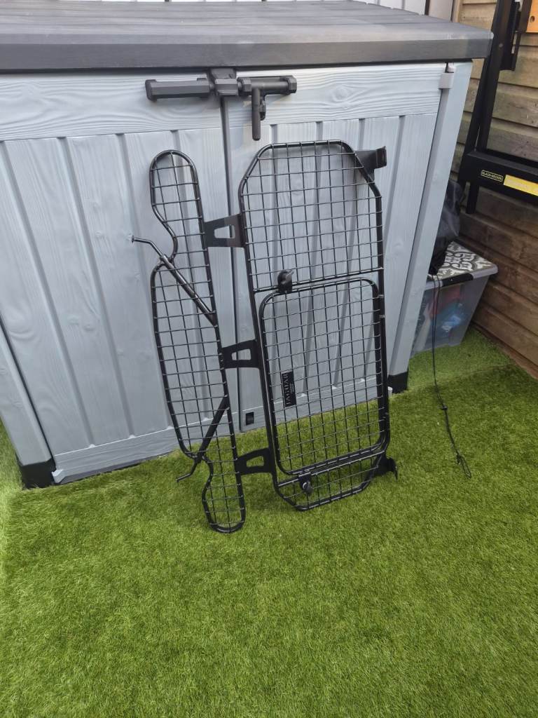 Pet guard