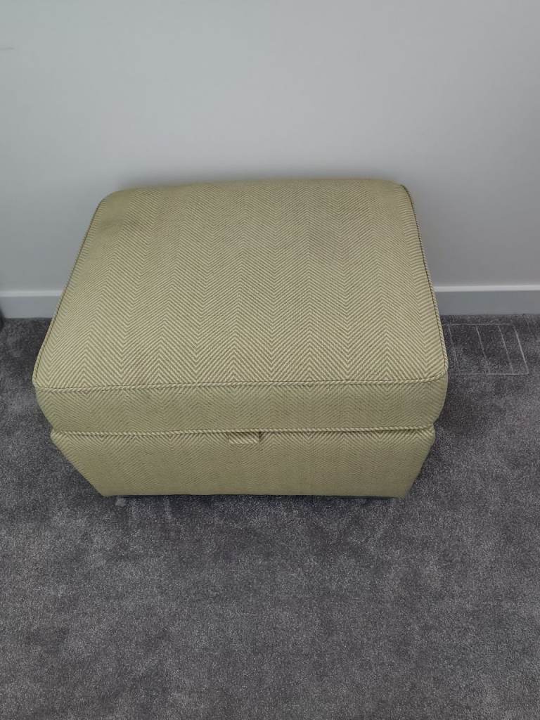 Ottoman/Footstool