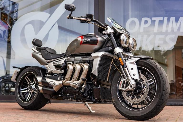 Triumph Rocket 3 GT LOW MILES ! STUNNING