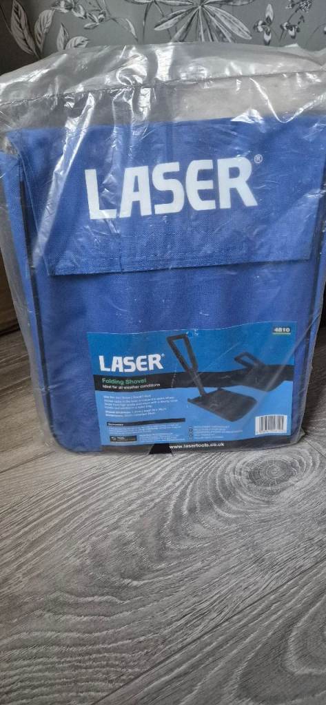 Laser foldable shovel and bag