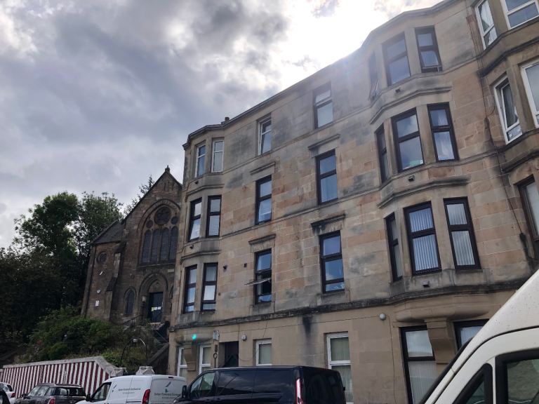 Fully Furnished 3 Bed Flat - 10 mins to city centre 