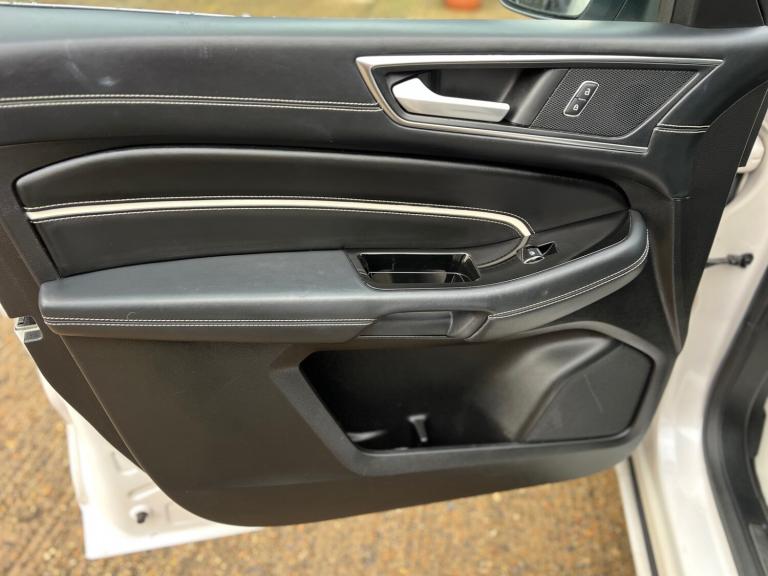 2019 Ford S-Max 2.0 EcoBlue 240 5dr Auto MPV Diesel Automatic