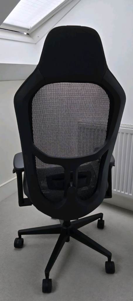 Ergonomic Chair - Fractional Design Refine (Mesh Dark, 4D Armrests, Lumbar & Height Adjestable)