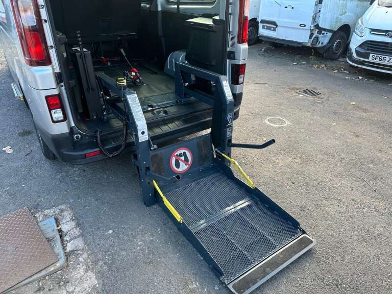 Wheelchair ramp electric 