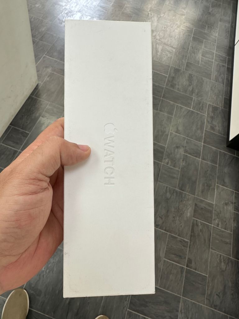 Apple Watch Series 11 42mm GPS - Brand New