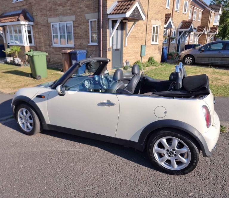 Mini, CONVERTIBLE, Convertible, 2007, Manual, 1598 (cc), 2 doors