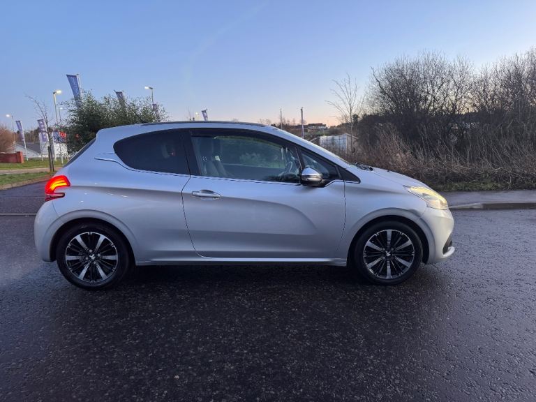 2016 PEUGEOT 208 1.2 ALLURE PURETECH / MAY SWAP OR PX