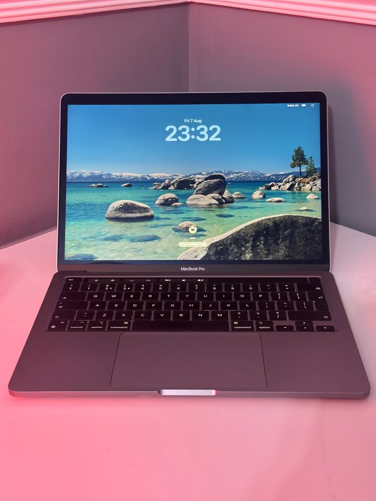 13" MacBook Pro (2022) – M2, 8GB RAM, 256GB