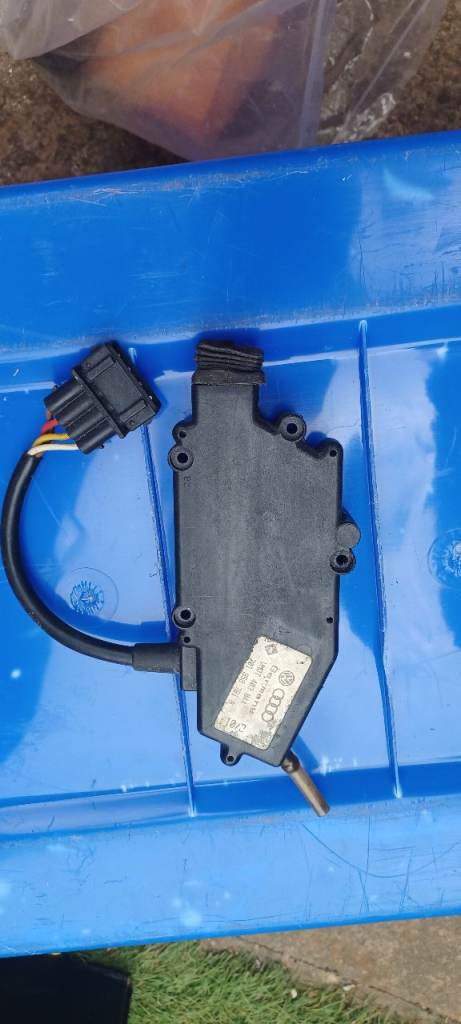 VW T4 door lock actuator