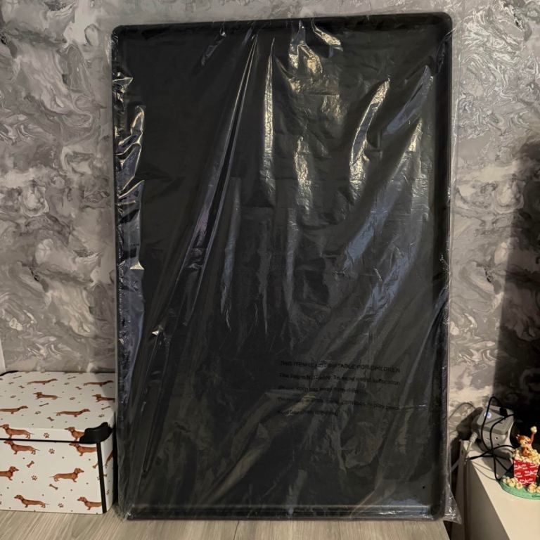 Large tray for pet cage 