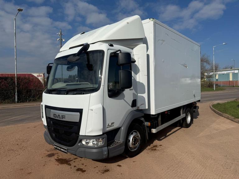 DAF LF 150 2017 (17) EURO 6, 7.5 TON MEAT RAIL FRIDGE