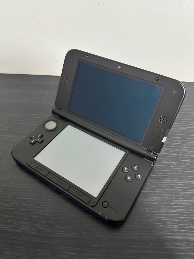 3DS XL Nintendo - new condition 