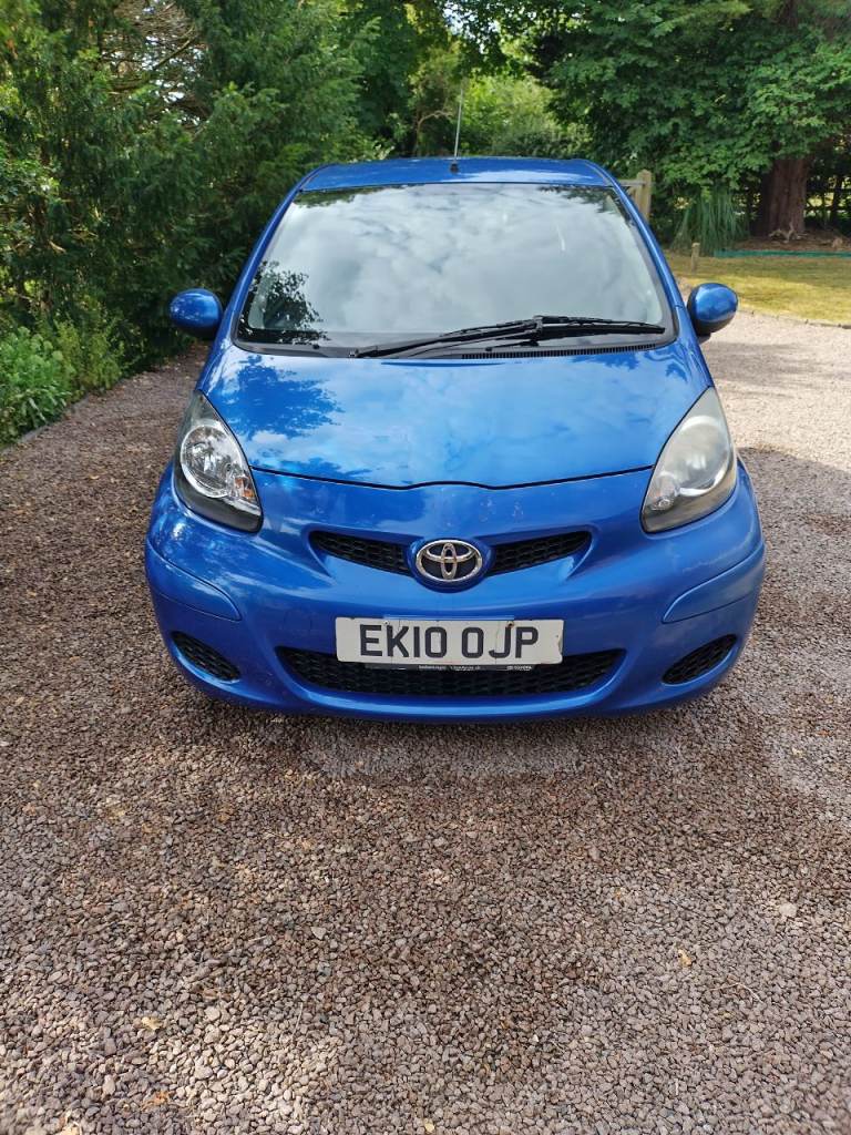 Toyota, AYGO, Hatchback, 2010, Manual, 998 (cc), 5 doors