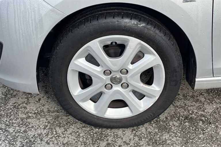 2019 Vauxhall Viva 1.0 [73] SE 5dr [A/C] HATCHBACK PETROL Manual