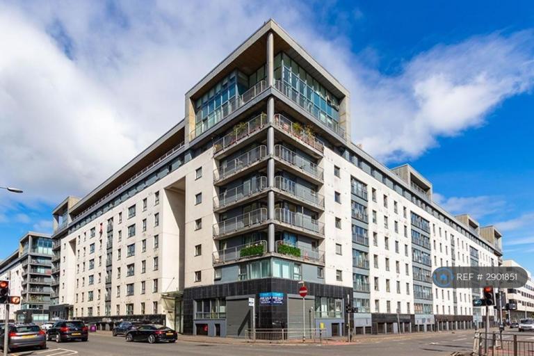 2 bedroom flat in Wallace Street, Glasgow, G5 (2 bed) (#2901851)